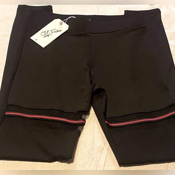 CM Fashion Black leggings with mesh inset on thigh - Picture 2 of 5